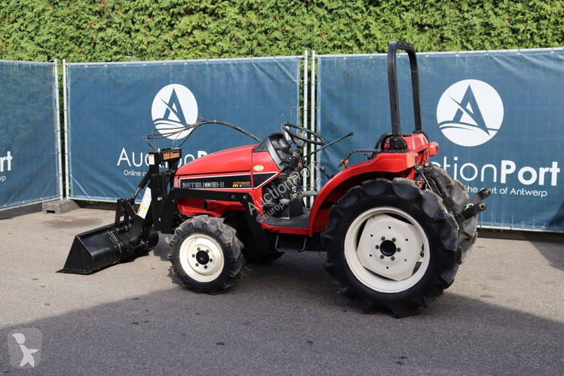 Tractor agrícola Mitsubishi MT205