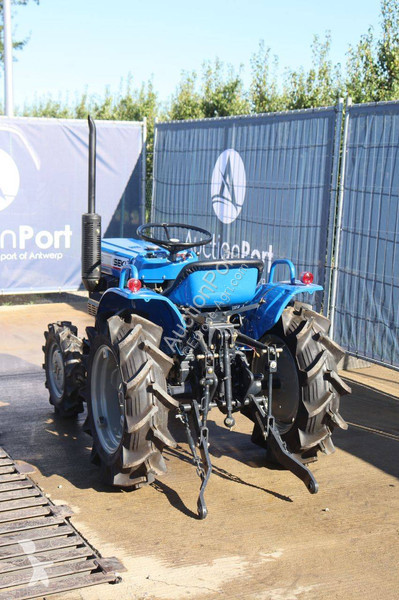 Tractor agrícola Iseki TX1510FDT