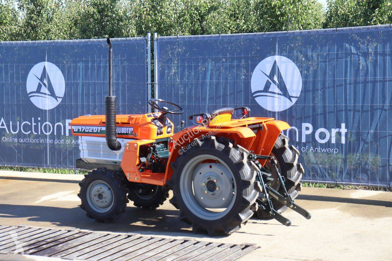 Tractor agrícola Kubota B1702DT