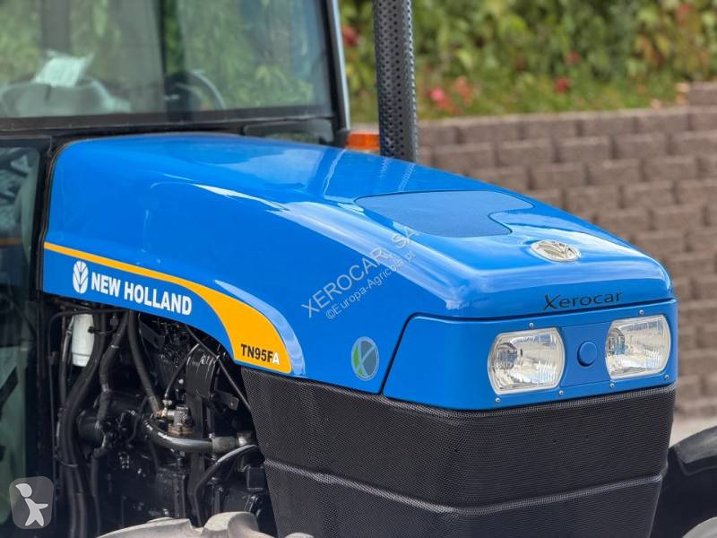 New Holland TN95FA Cab/AC 4RM tractor