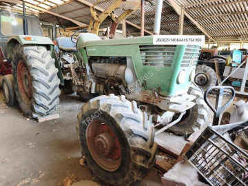 Tractor antigo Deutz