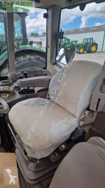 Tracteur agricole John Deere  6100m