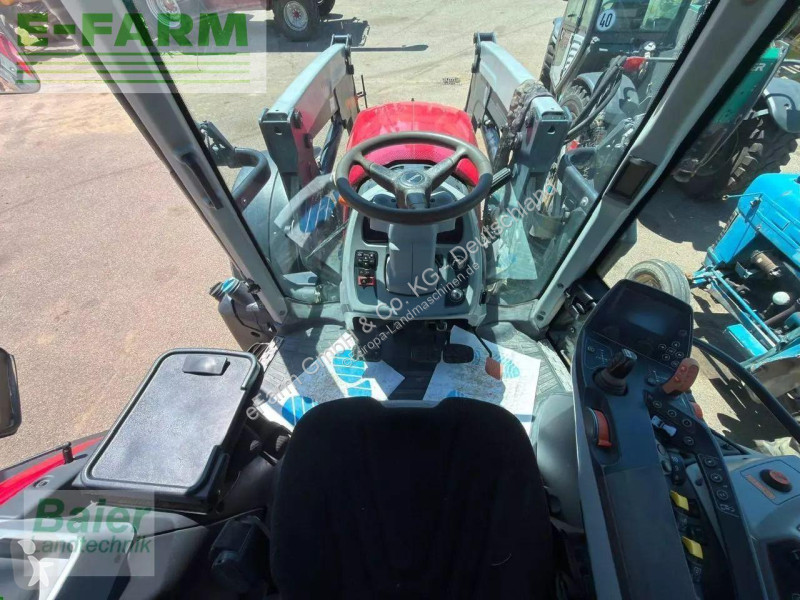 Tracteur agricole Valtra  n134