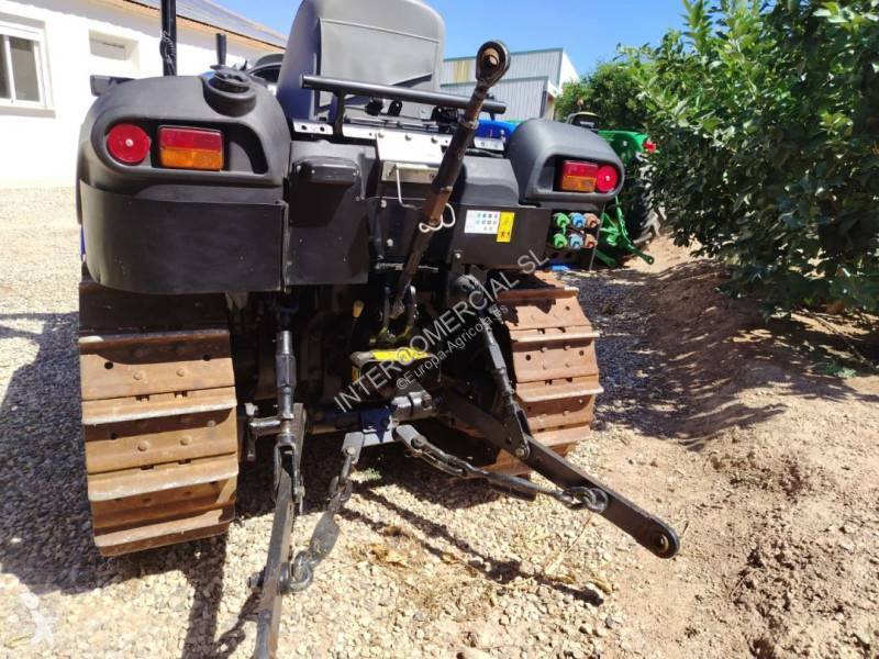 Селскостопански трактор New Holland TK 4.90