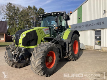 Tractor Claas
