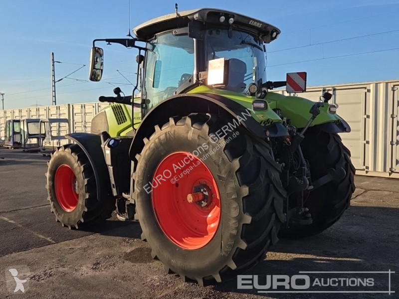 Tracteur agricole Claas Axion 810 CMATIC