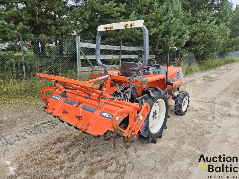 Tracteur agricole Kubota GL 220