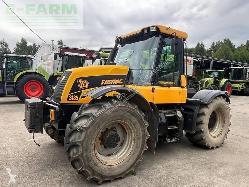 Tracteur agricole JCB  fastrac 3185