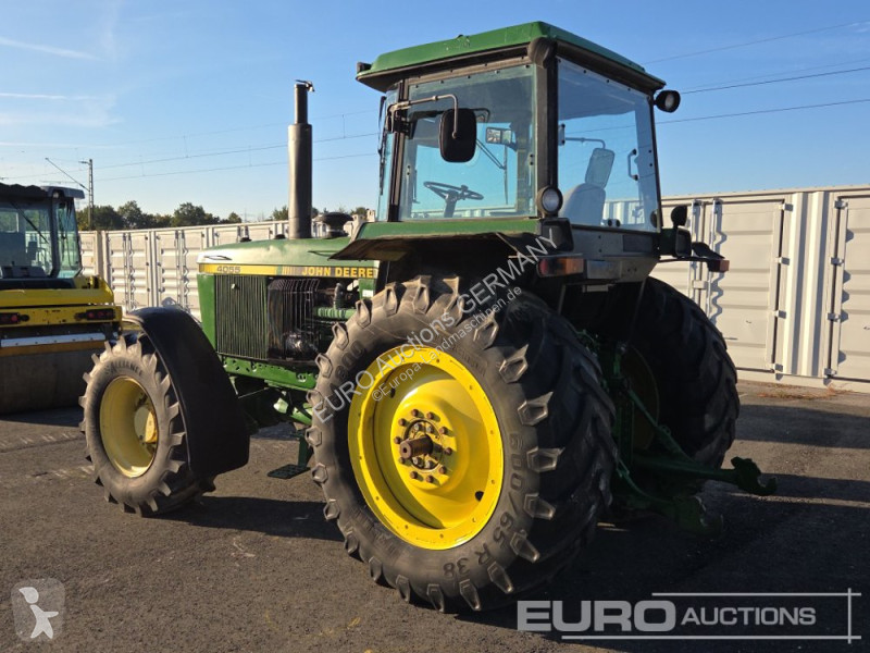 Tracteur agricole John Deere 4055A