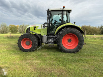 Tracteur agricole Claas