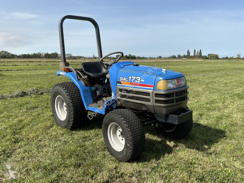 Tracteur agricole Iseki Sial TF173F