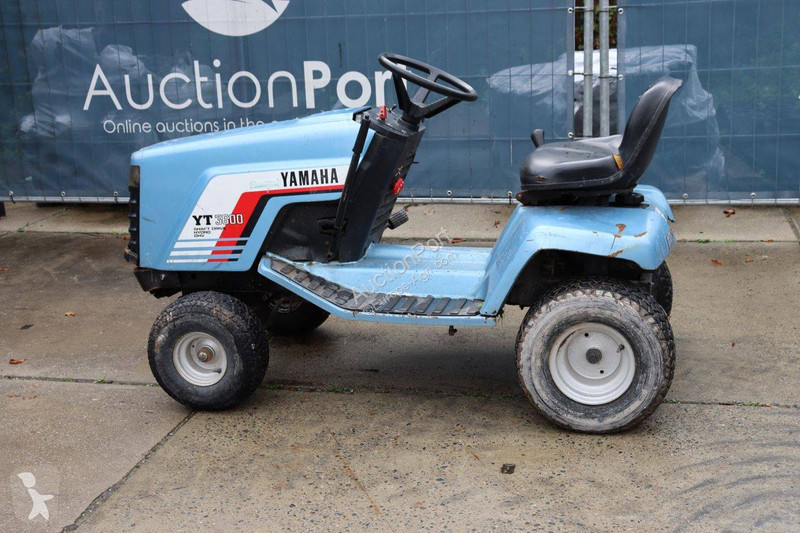 Zemědělský traktor  YT 3600