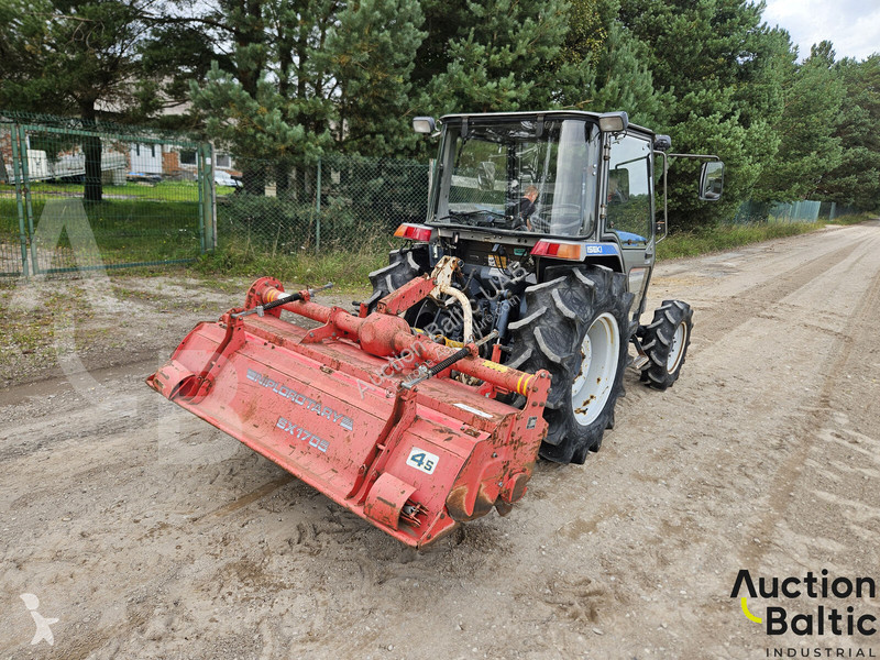 Zemědělský traktor Iseki Geas 33