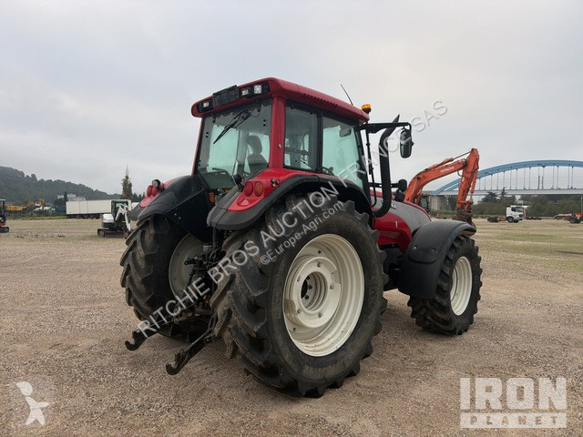 Zemědělský traktor Valtra  T190