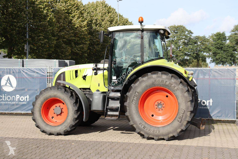Zemědělský traktor Claas Arion 620