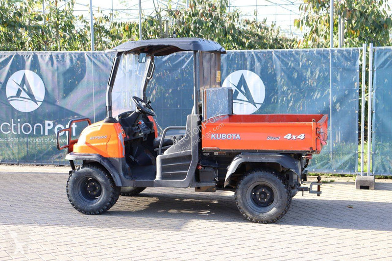 Zemědělský traktor Kubota RTV900