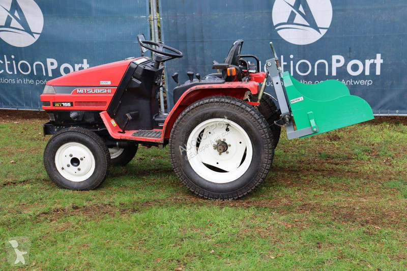 Zemědělský traktor Mitsubishi MT15F