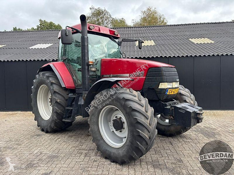Zemědělský traktor Case Maxxum MX 135
