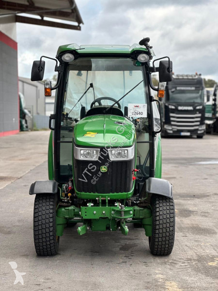 Tractor John Deere 3046 R 4x4 Hofschlepper...