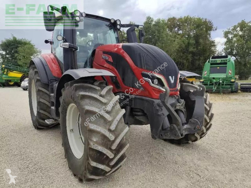 Tractor Valtra  t155