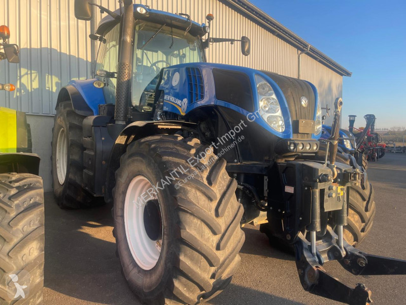 Ciągnik New Holland  T8.390