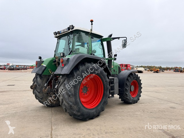 Tractor Fendt  712 Vario TMS