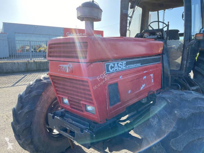 Case IH 1255XL/AXL tractor