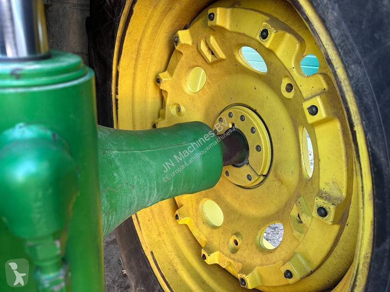 Lantbrukstraktor John Deere 8120 Powershift