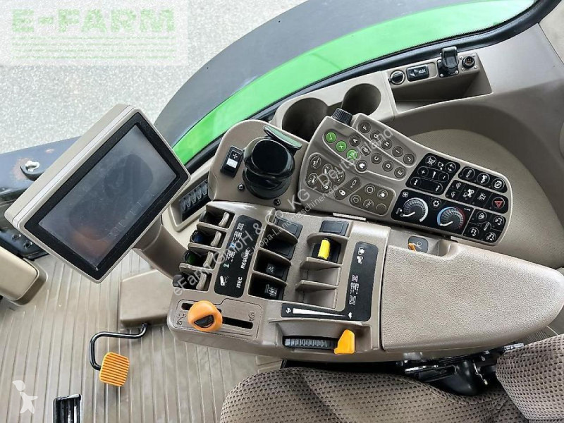 Landbrugstraktor John Deere  7260 r mit einer...