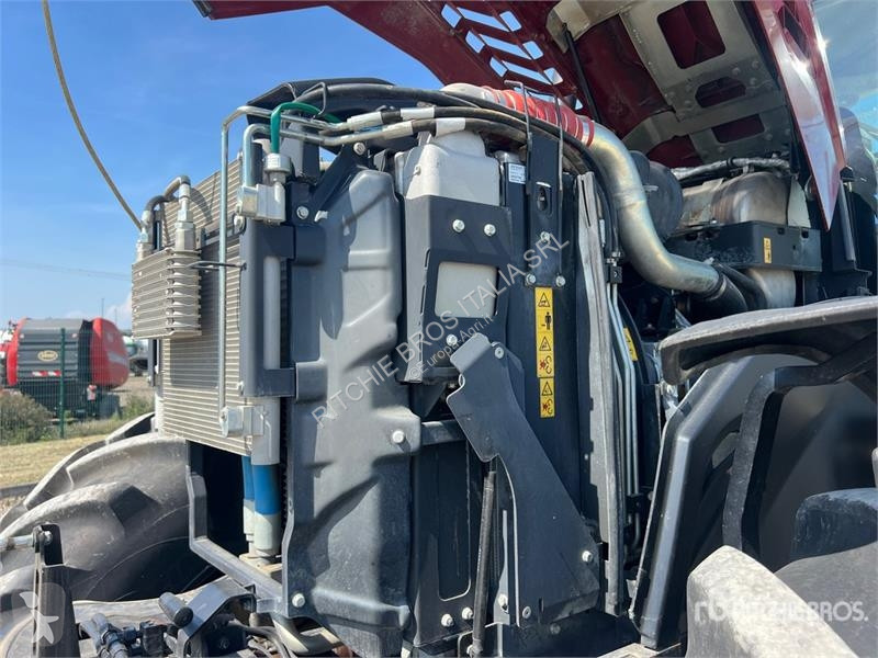 Tractor  X8.680 VT Drive