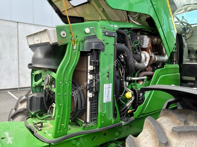 Lantbrukstraktor John Deere 6130R