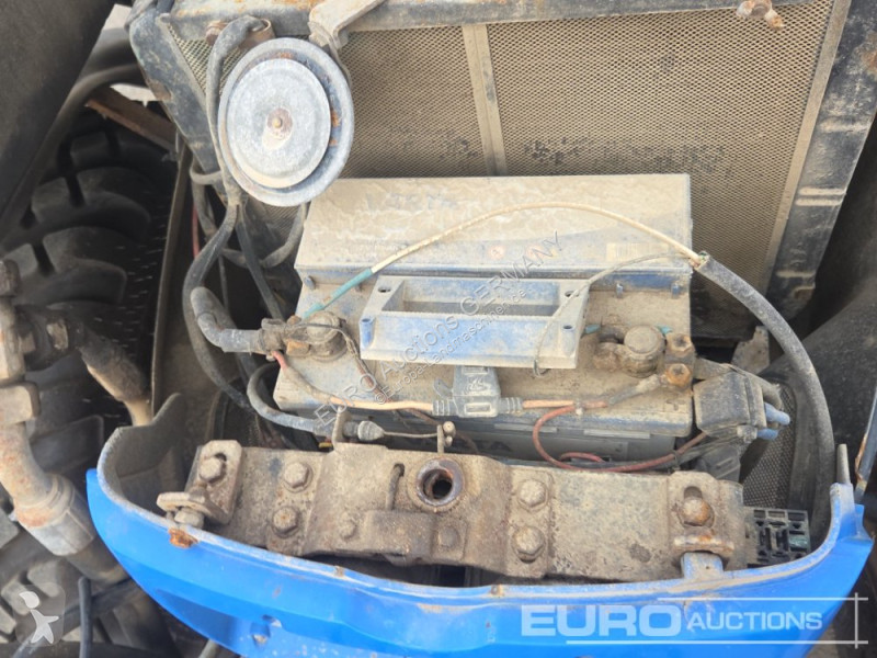 Сільськогосподарський трактор New Holland TCE55