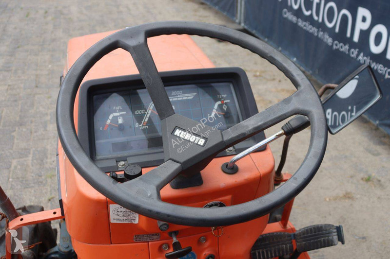 Tractor Kubota Bulltra B1-15