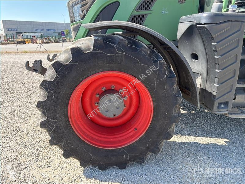 Сільськогосподарський трактор Fendt 724 Vario...