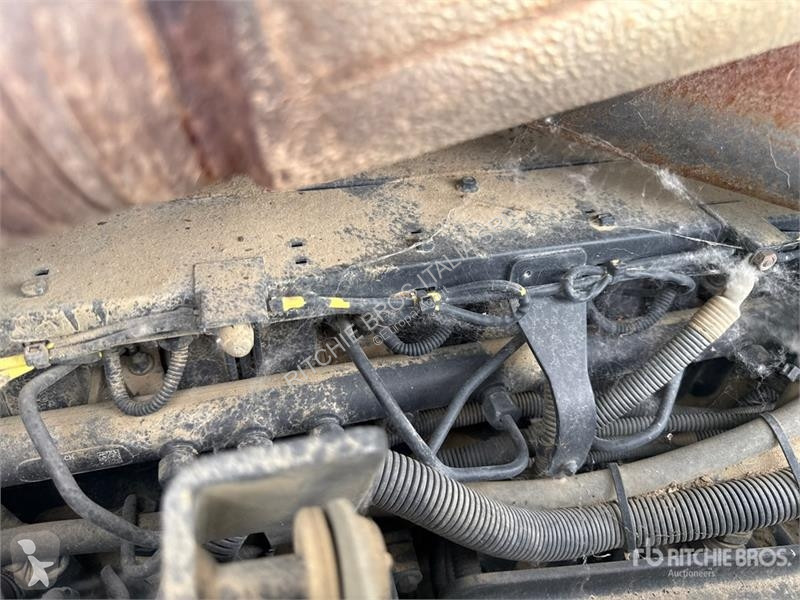 Сільськогосподарський трактор  L730 4WD Tractor
