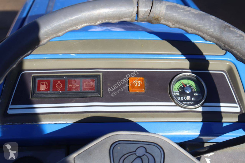 Tractor agrícola Iseki TM15F