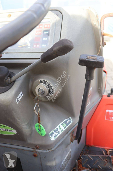 Tractor agrícola Yanmar F-7