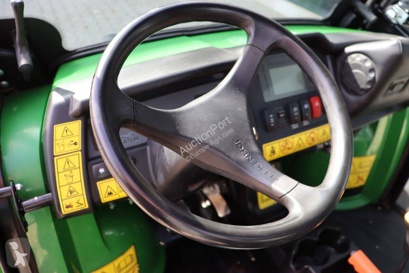 Ciągnik John Deere Gator 855D
