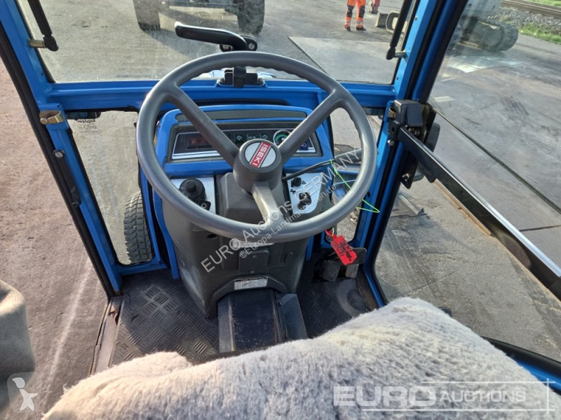 Ciągnik Iseki 2120