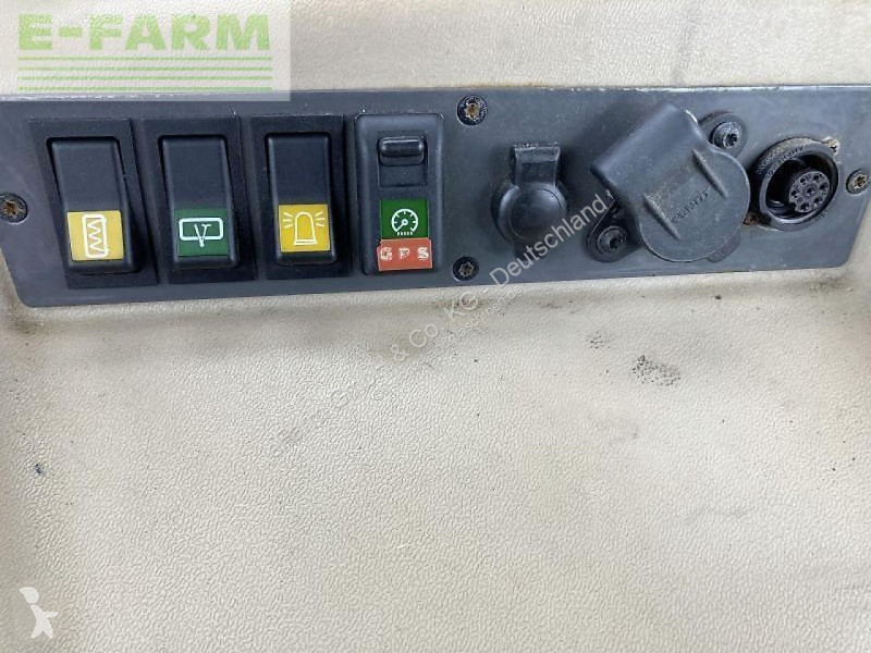 Tracteur agricole Fendt  211 vario