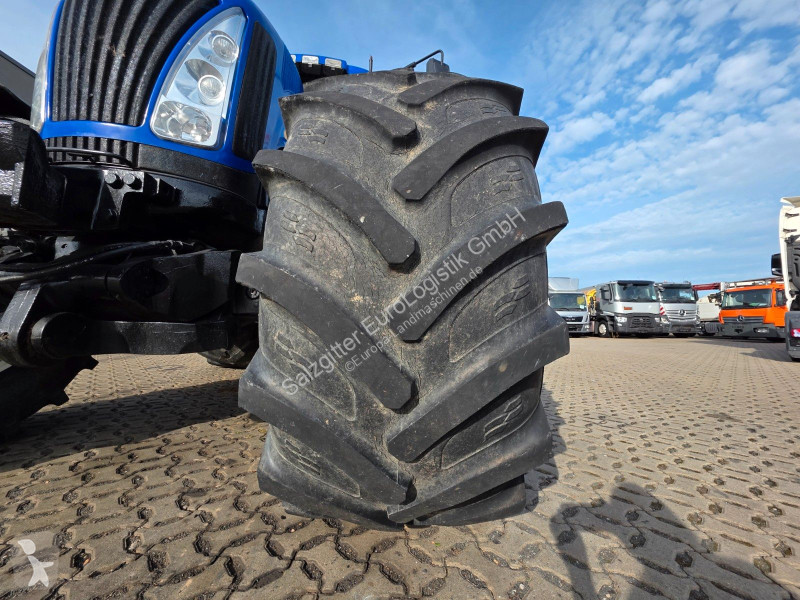 Tracteur agricole New Holland TG 230