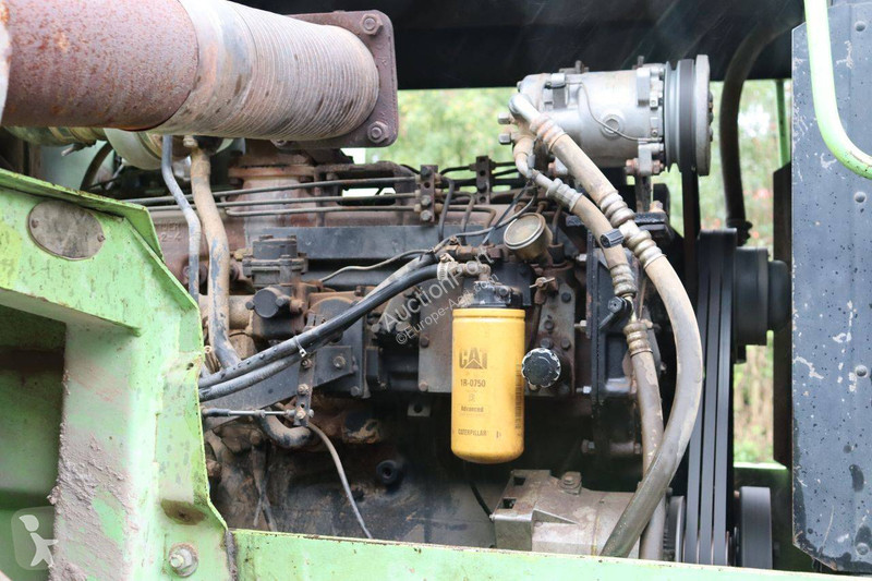 Zemědělský traktor  Bearcat PT225