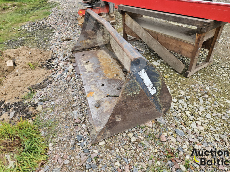 Zemědělský traktor Massey Ferguson 6480