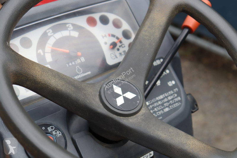 Tractor Mitsubishi GF150