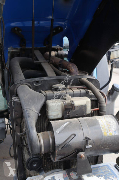 Tracteur agricole New Holland TL90
