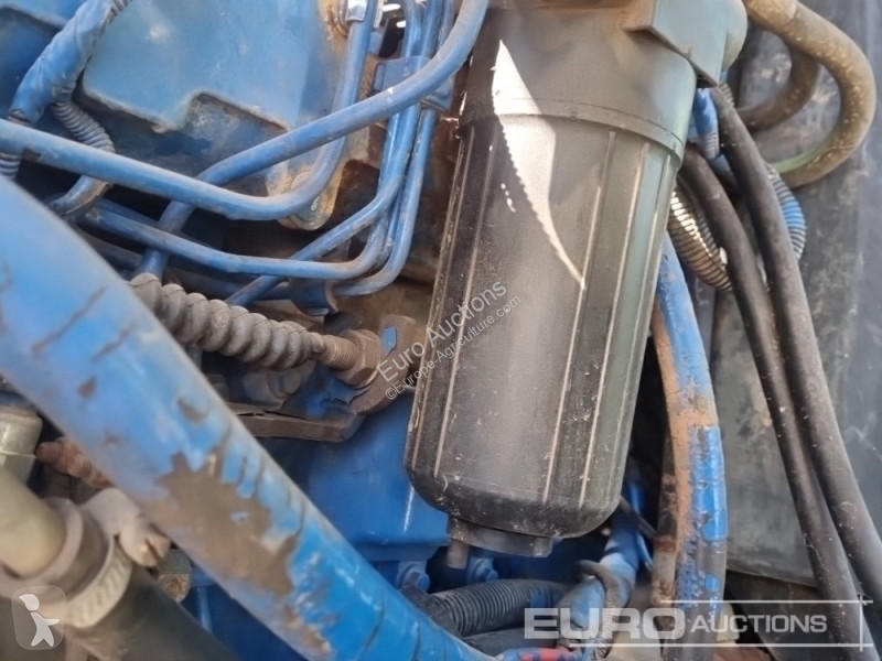 Tractor  CX85