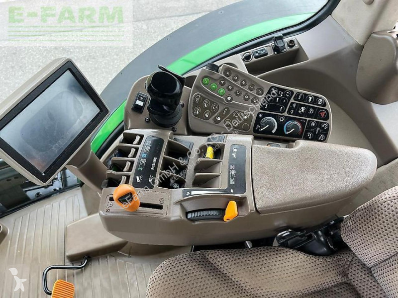 Landbrugstraktor John Deere  7260 r mit einer...