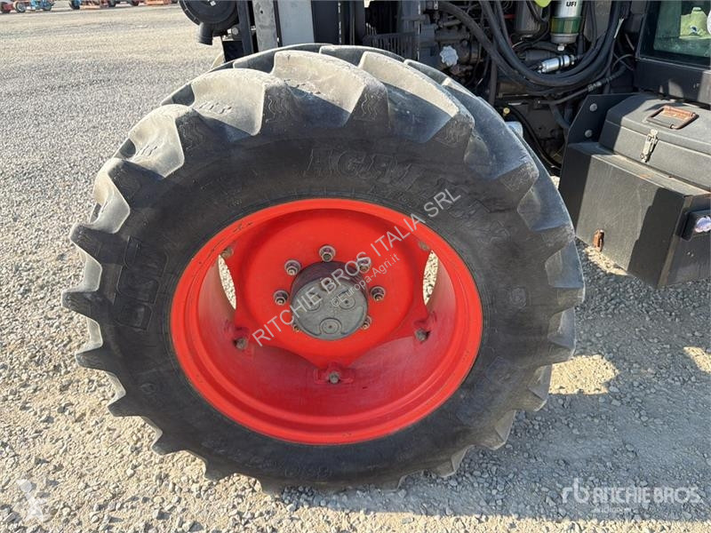 Tractor Claas Axos 340