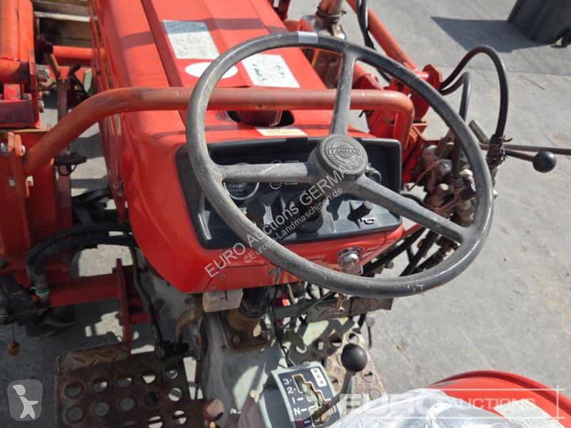 Tractor agrícola Yanmar YM1510D