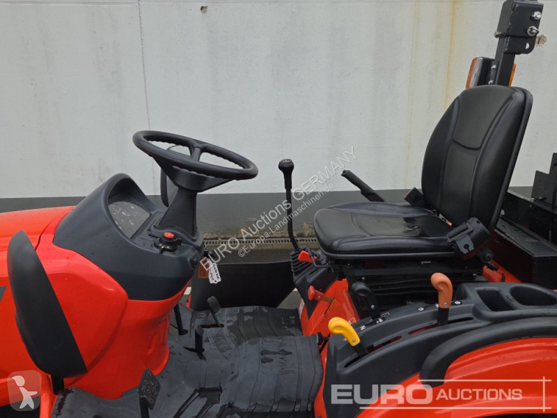 Сільськогосподарський трактор Kioti CS 2220M